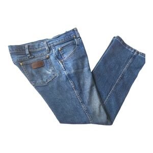 Wrangler 13MWZPW blue jeans
